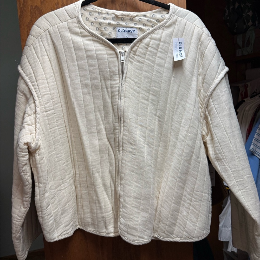 Old Navy Off-White Quilted Jacket